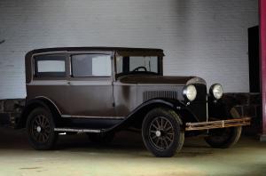 Plymouth Model U 2-Door Sedan 1930 года